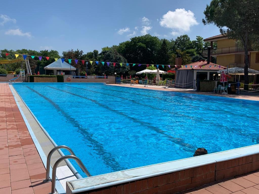 Piscina San Lorenzo Santhia Εξωτερικό φωτογραφία